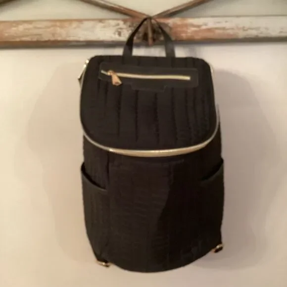 AIMEE KERSTENBERG BLACK QUILTED SARDINA BACKPACK display picture 1